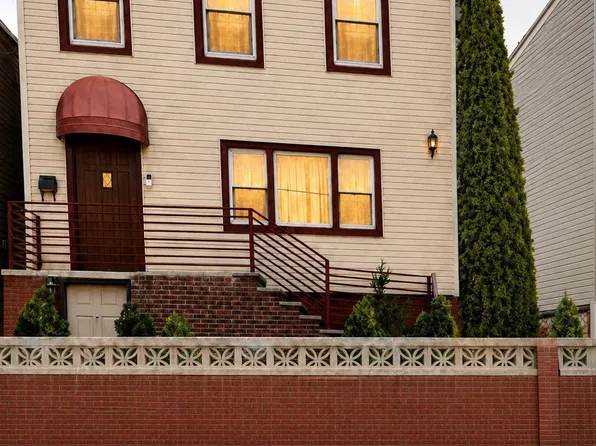 328 Liberty Avenue image 1 of 29