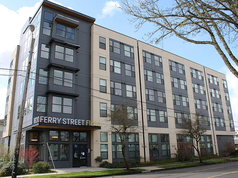 Ferry Street Flats - Modern Studios and Lofted units right by campus! — Photo 20