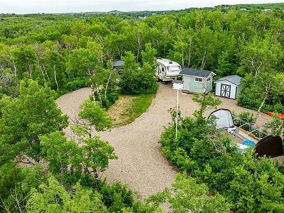 2nd image of 9 Hill Close Rural Stettler #6