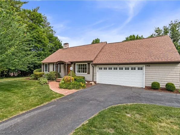 5275 Eastgate St NW, Canton, OH 44718