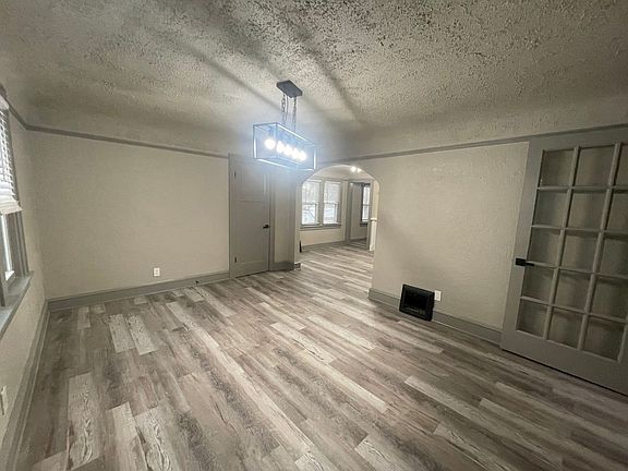 2nd image of 3323 N 36th St #38034088E