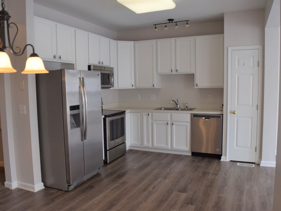 1st image of 674 Huffine Manor Cir