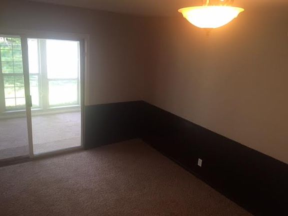2nd image of 3521 Moon Dr
