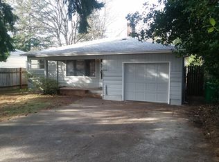 16647 E Burnside St, Portland, OR 97233