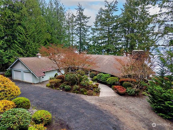 3rd image of 4116 Sunset Beach Drive NW