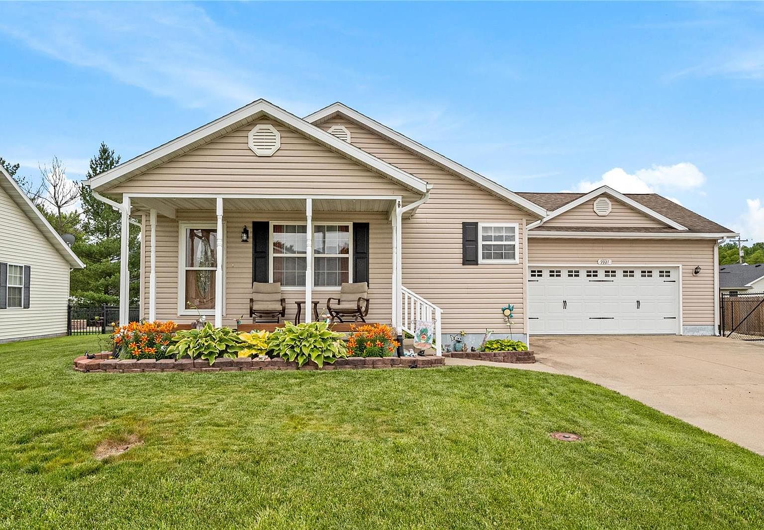 9927 Debentroy St, Lebanon, IL 62254 | Zillow