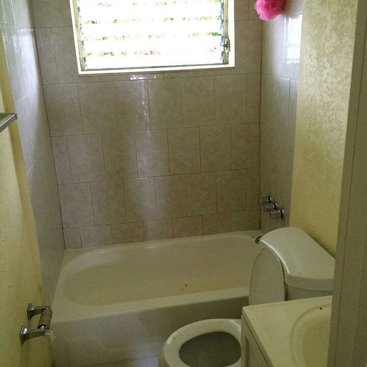 2nd image of 140 Foster Rd