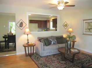 2113 Wildwind Ln, High Ridge, MO 63049