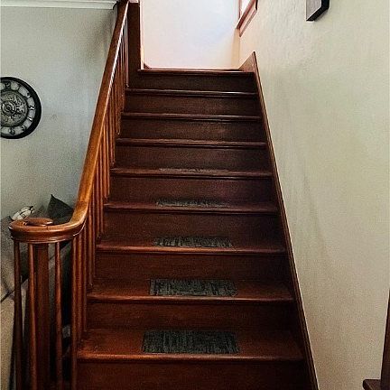 2nd image of 399 Stanley St