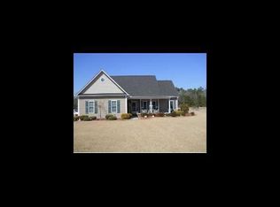 80 Hayfield Ln, Stedman, NC 28391