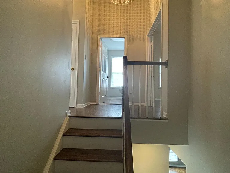 6633 Creek Point Way — Photo 16
