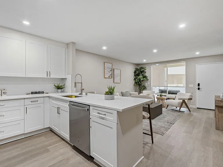 Tamarack Sands Apartment Homes — Photo 6