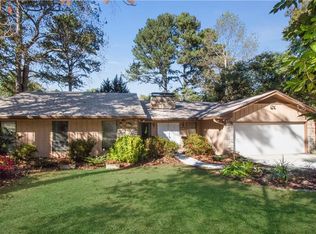 6153 Rolling Way, Norcross, GA 30093