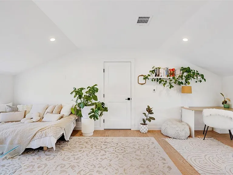 5007 Lott Ave #1 — Photo 14