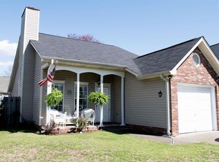 212 Chisolm Cir, Lexington, SC 29073