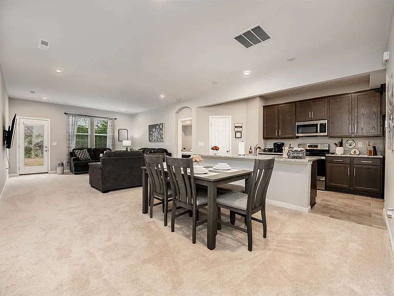 948 Southline Dr — Photo 5