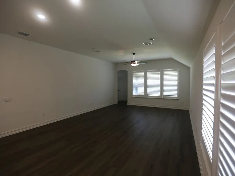 3412 Marginal Dr — Photo 37