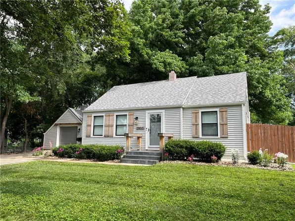 7800 W 64th St, Overland Park, KS 66202