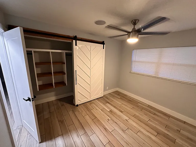 4518 W Rogers Ave — Photo 14