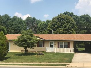212 Sunset Dr, Johnstown, OH 43031
