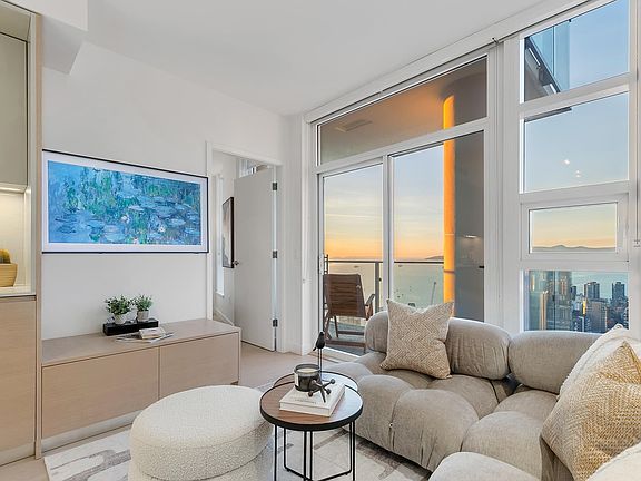 4th image of 1289 Hornby St #4301