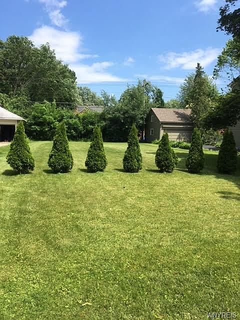 1st image of 42 Roycroft Blvd