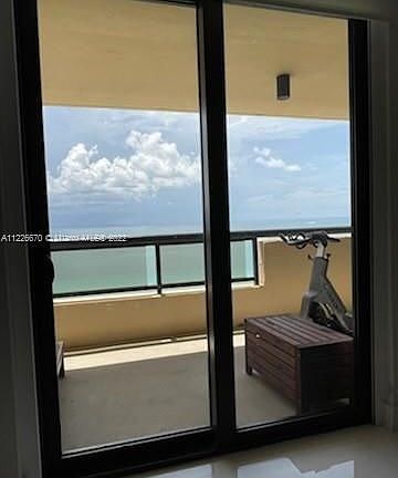 2nd image of 2555 Collins Ave APT 1903