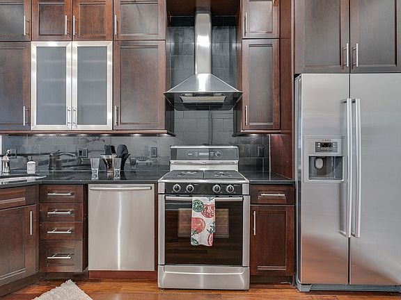 5th image of 1519 Pine St #D74fae21d
