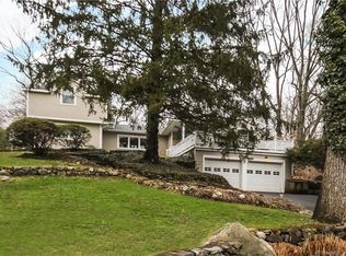 74 Crooked Trail Rd, Norwalk, CT 06853