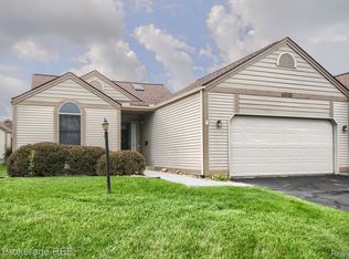 9338 Pinecrest Ct, Davison, MI 48423