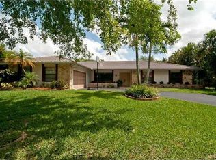 9984 NW 20th St, Coral Springs, FL 33071