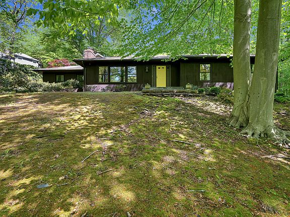 2nd image of 191 Deepdale Dr