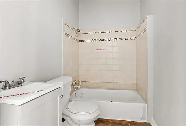 1719 Governor Nicholls St — Photo 5