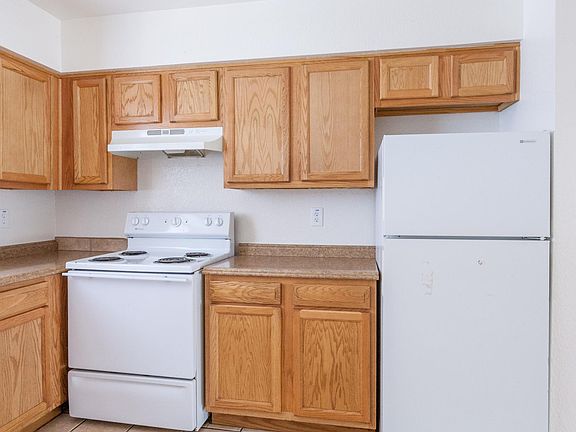 4th image of 434 W Ivyglen St APT 106