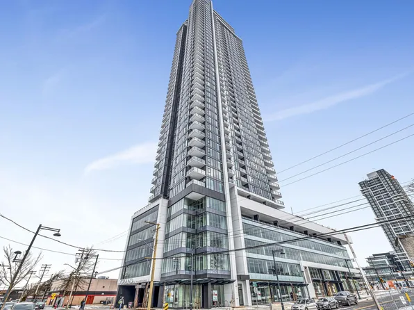 10750 135a St #1208, Surrey, BC V3T 4C9