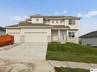 12104 S 109th St, Papillion, NE 68046