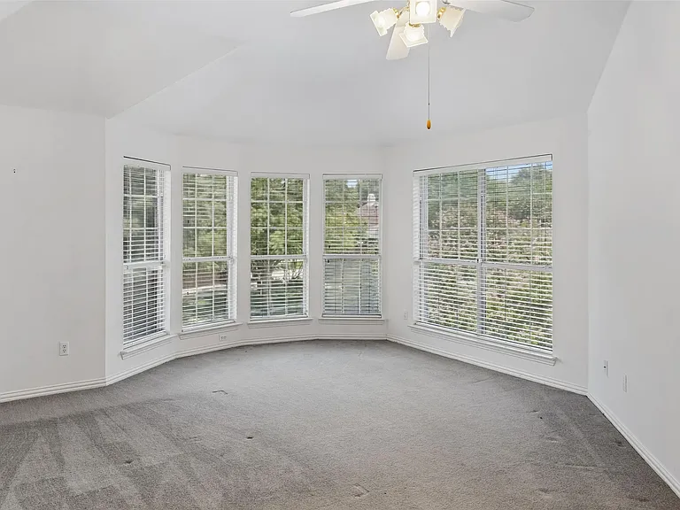 8408 Kenning Ct — Photo 23
