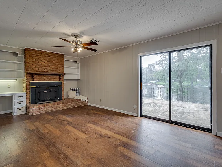 2030 Old Sterlington Rd — Photo 3