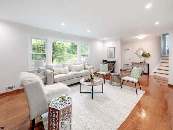 (undisclosed Address)