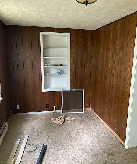 Main level bedroom/den