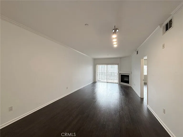 3401 S Bentley Ave #203 — Photo 13