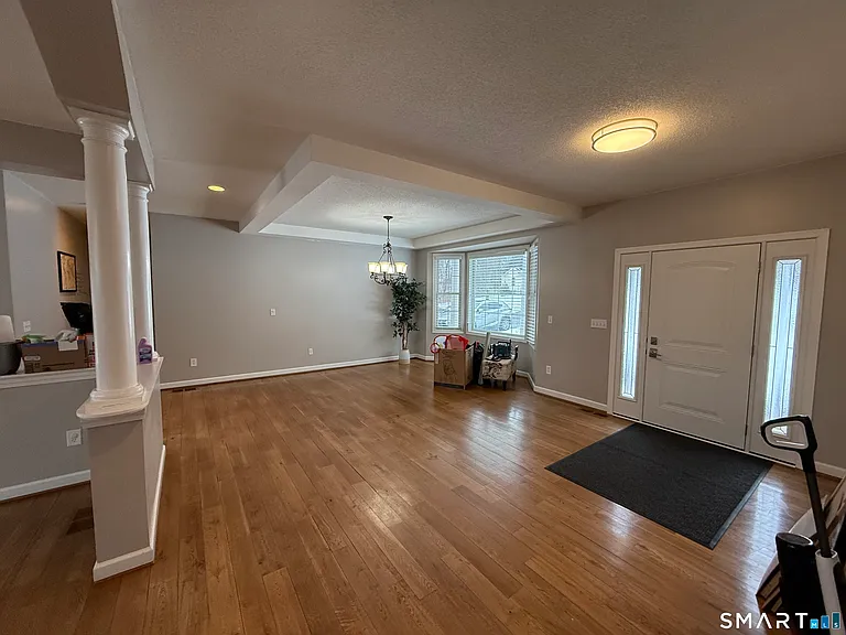 104 Valley View Rd — Photo 12