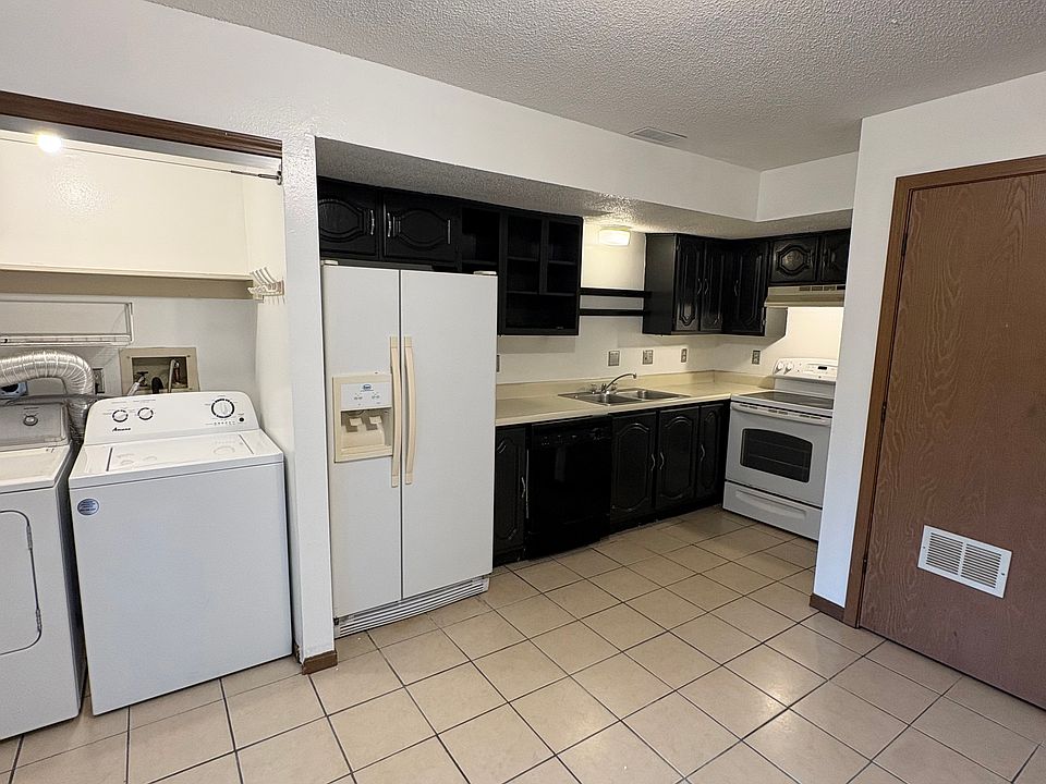 1st image of 1407 Paris Rd APT R