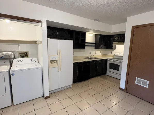 1407 Paris Rd APT R, Columbia, MO 65201