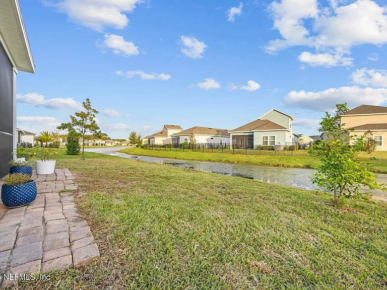 1780 Amberly Dr — Photo 44