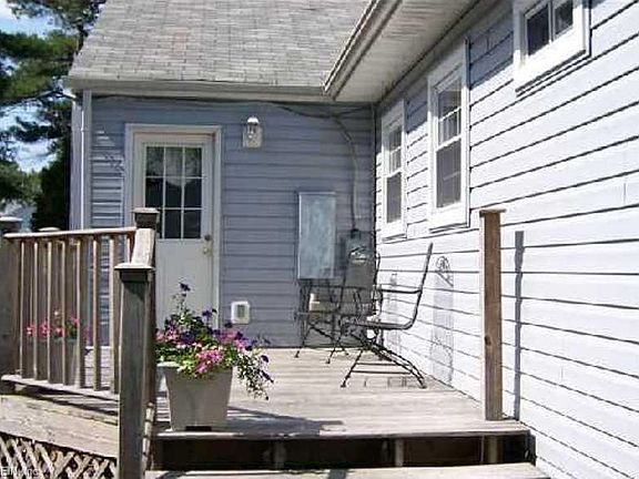 4th image of 1441 Longwood Dr