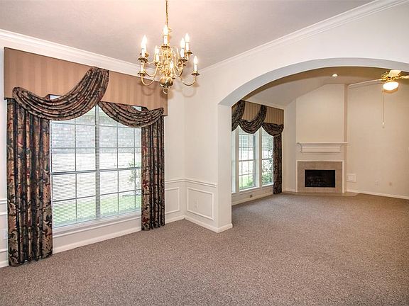 5th image of 3911 Fordham Park Ct