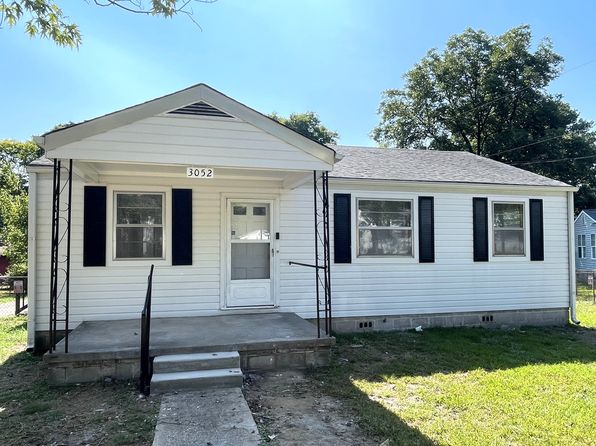3052 Highland Dr