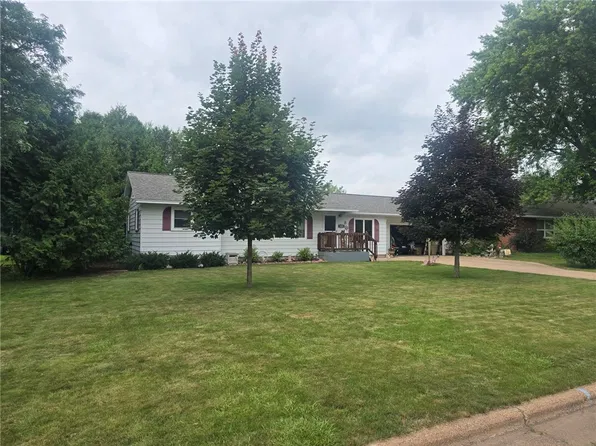 512 Macomber Street, Chippewa Falls, WI 54729