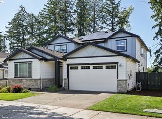 6247 SE Genrosa St, Hillsboro, OR